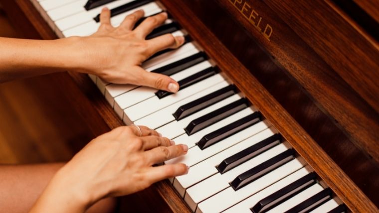how to learn piano